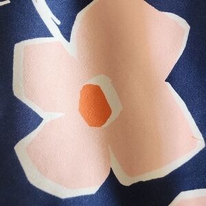 Isaac Mizrahi Navy Floral Shorts, Pre-loved In Excellent Condition, Sz. 8
